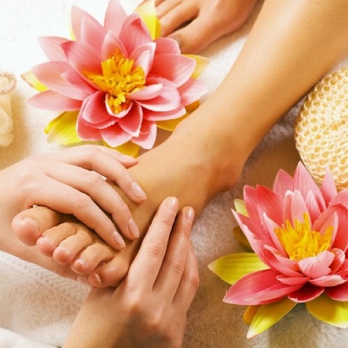 HOT PINK NAILBAR - PEDICURE